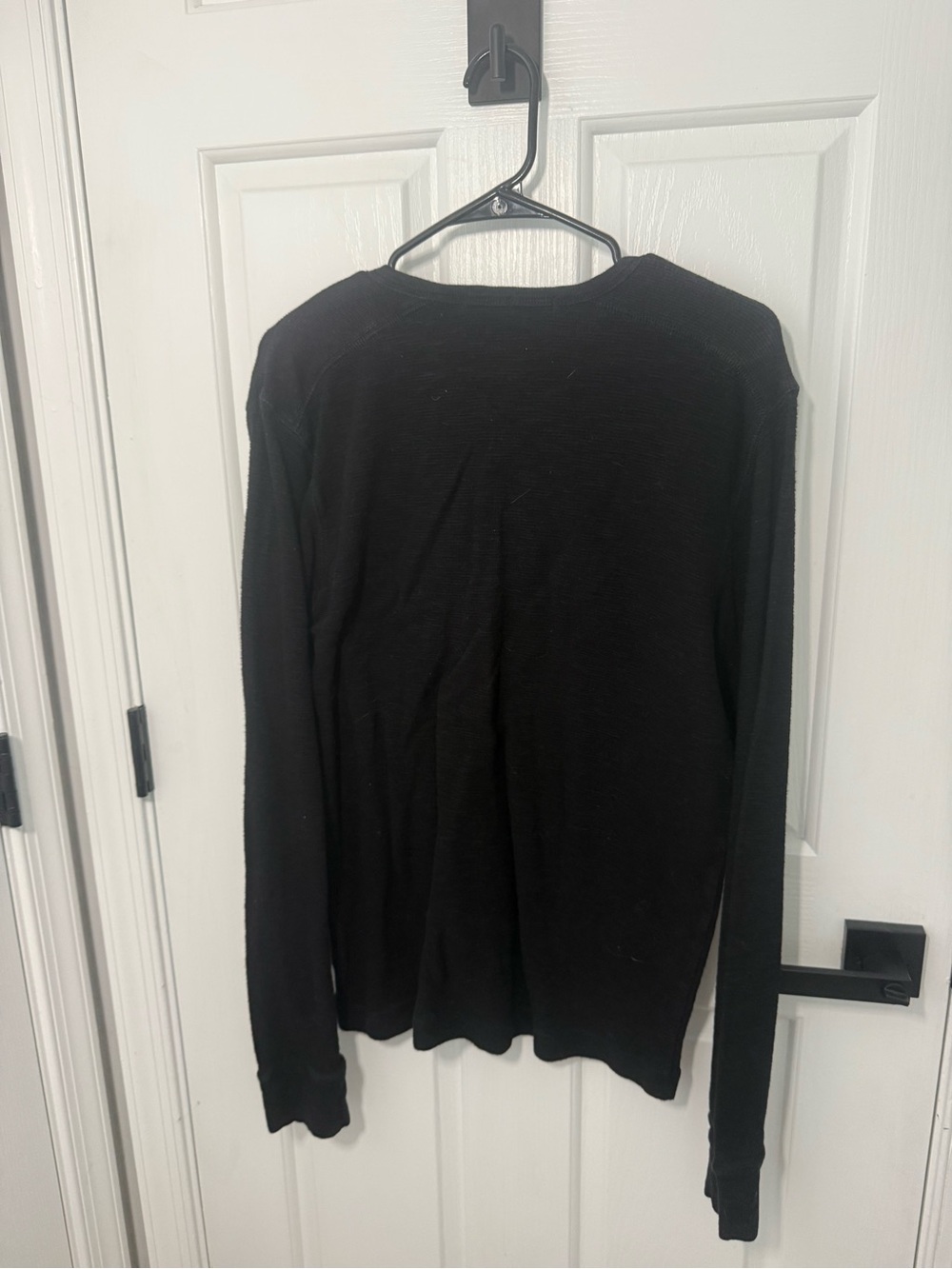 Calvin Klein Jeans Men's Black Long-Sleeve Waffle Thermal Shirt - Picture 3 of 3